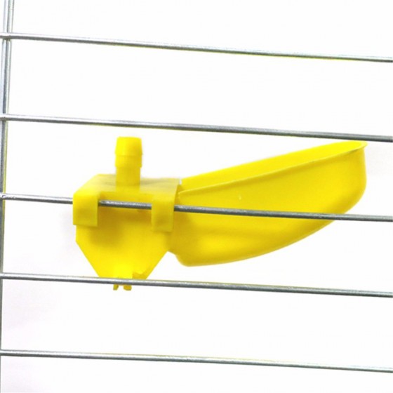 Napáječka automatická před klec 4x, zátěžová, pro křepelky a jinou drůbež Napáječka automatická před klec 4x, zátěžová, pro křepelky a jinou drůbež